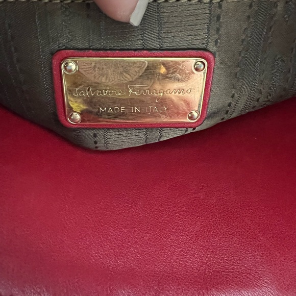 Salvador Ferragamo red leather bag - excellent condition + dust bag - Picture 6 of 10